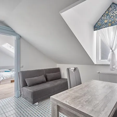 Apartment Apart House Plesia *